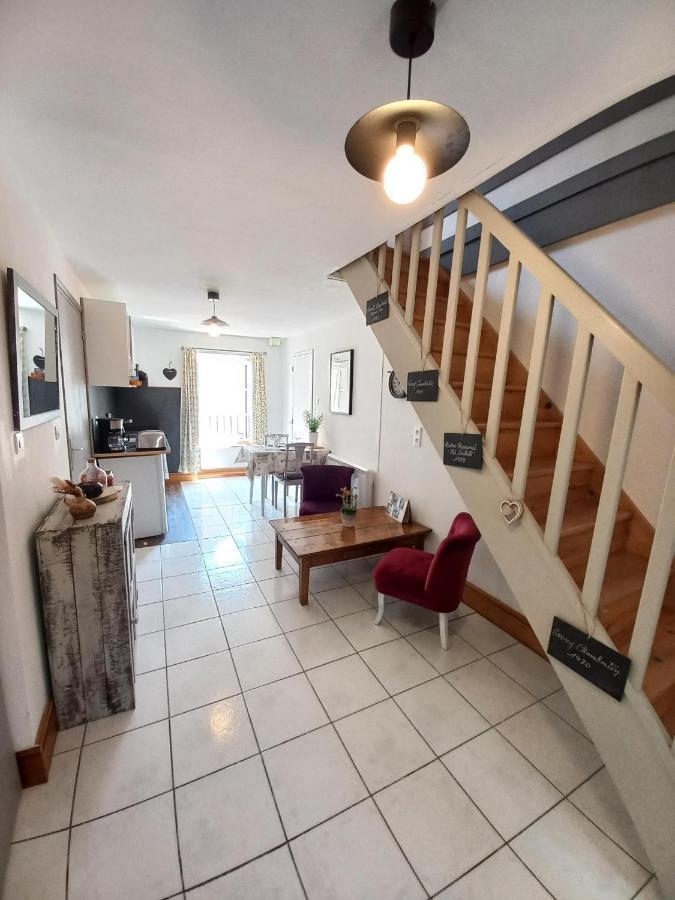 Aupres Du Lavoir Remigny Bagian luar foto